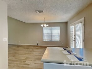 7715 Skyline Ridge Dr in San Antonio, TX - Building Photo - Building Photo