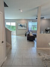 9235 Freedom Hill Dr in Seffner, FL - Building Photo - Building Photo