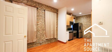 1228 N Cleaver St in Chicago, IL - Building Photo - Building Photo
