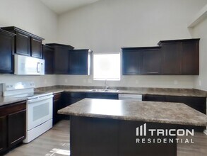 4220 Stubbington Ln in Indianapolis, IN - Building Photo - Building Photo