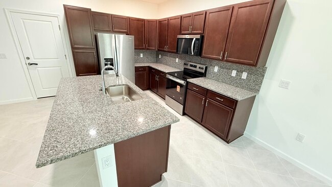 property at 4394 Longwood Lake Sq