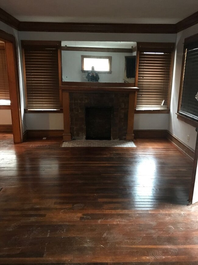 3325 Askew Ave in Kansas City, MO - Building Photo - Building Photo