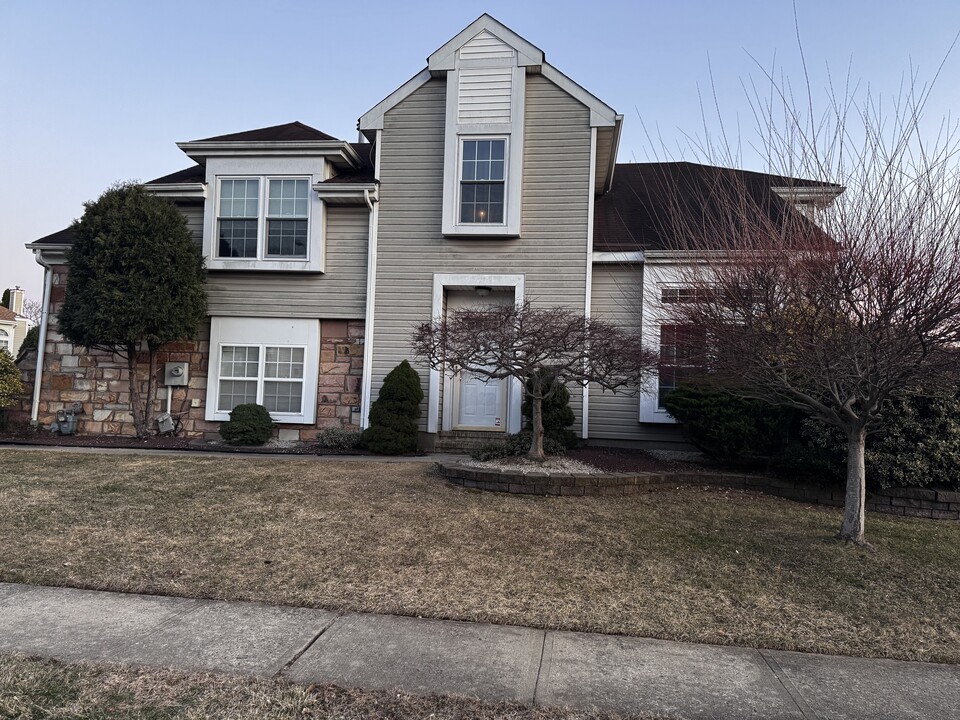 15 Citation Dr in Freehold, NJ - Building Photo