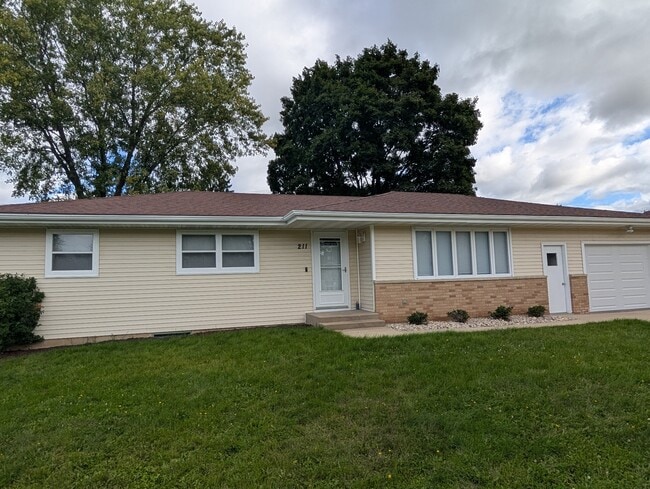 property at 211 6th St