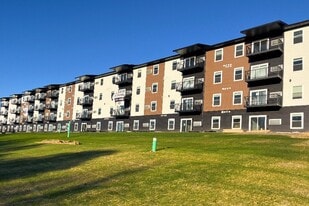 Hillside Apartments in Alexandria, MN - Building Photo
