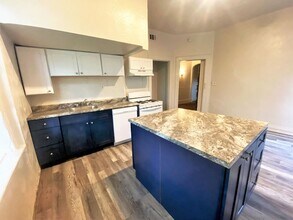 5814 Wellesley Ave in Pittsburgh, PA - Building Photo - Building Photo