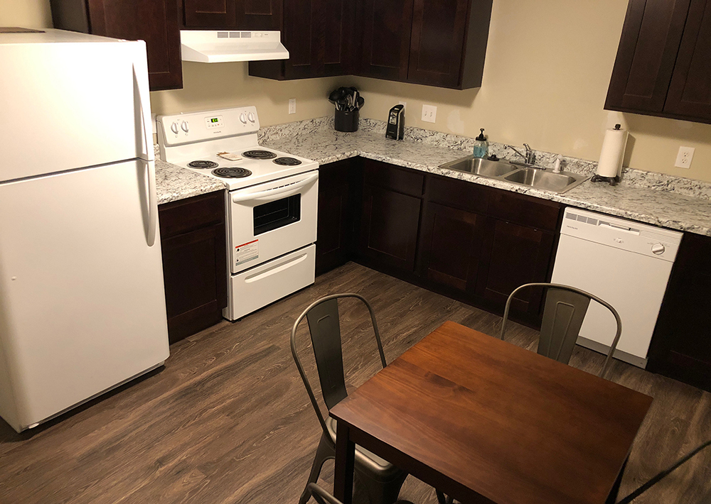 Applecrest Village Apartments Photo