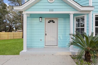 220 Fir Ave in Niceville, FL - Building Photo - Building Photo