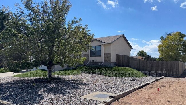 107 S Brewer Dr in Pueblo West, CO - Building Photo - Building Photo