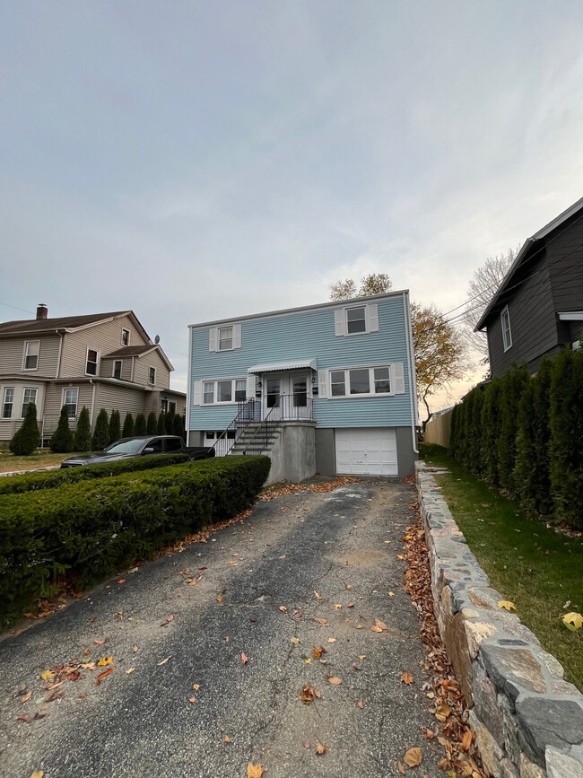 7 Eclipse Ave in Norwalk, CT - Building Photo - Building Photo