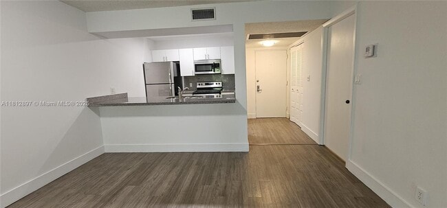 property at 8100 Geneva Ct
