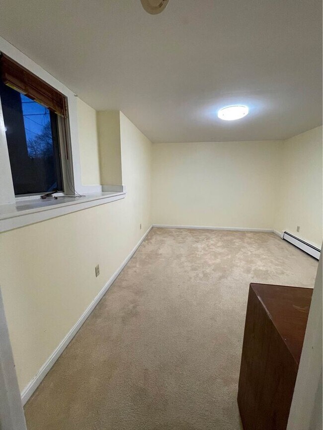 204 Presidents Ln Rentals in Quincy, MA