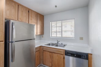Ridgepoint Apartments in Vista, CA - Building Photo - Interior Photo