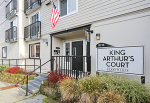 King Arthurs Court Apartments