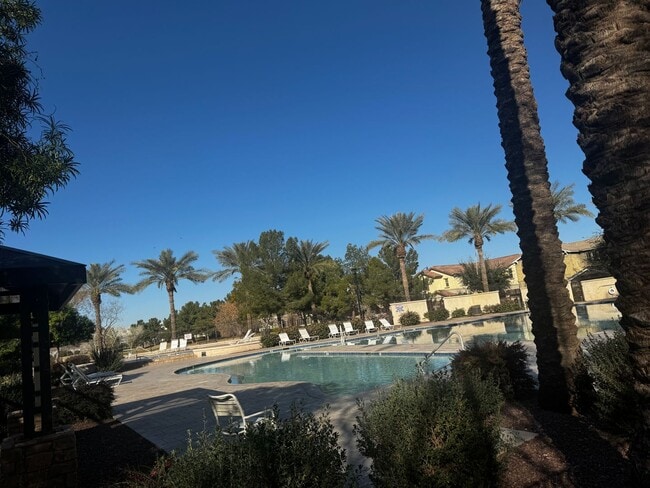 1035 S Storment Ln in Gilbert, AZ - Building Photo - Building Photo