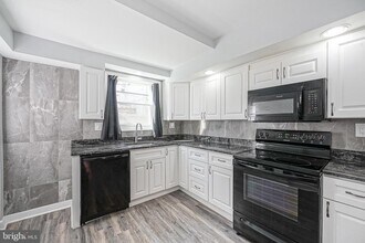 1920 Fitzgerald St in Philadelphia, PA - Building Photo - Building Photo