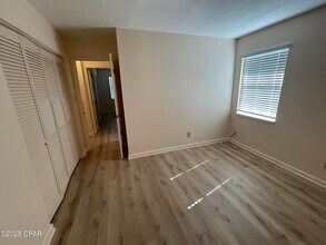 5601 Hilltop Ave in Panama City, FL - Building Photo - Building Photo