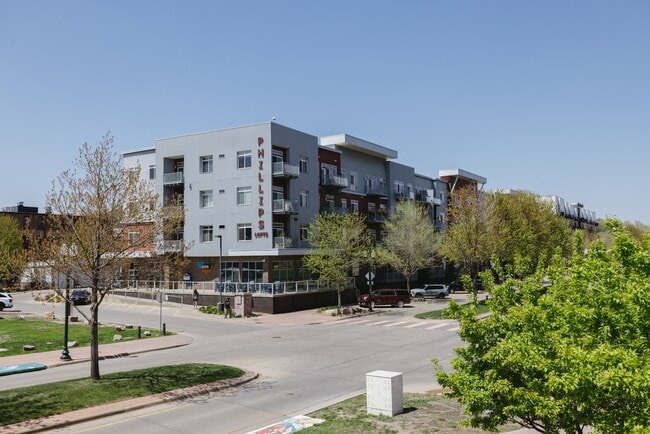 Phillips Avenue Lofts in Sioux Falls, SD - Building Photo - Building Photo