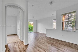 963 NE 42nd Terrace in Homestead, FL - Building Photo - Building Photo