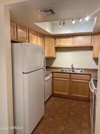 8256 E Arabian Trail photo'