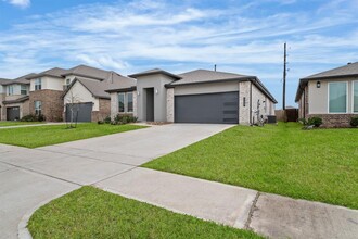 22607 Petrizzi Ln in Katy, TX - Building Photo - Building Photo