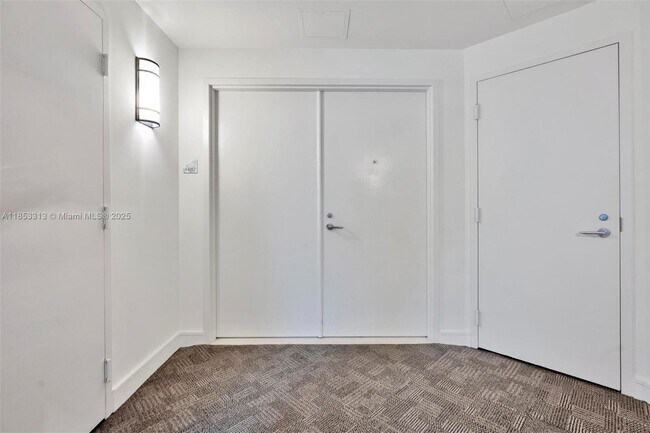 3131 NE 188th St in Aventura, FL - Building Photo - Building Photo