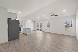 34-38 S Benton St in Cape Girardeau, MO - Building Photo - Building Photo