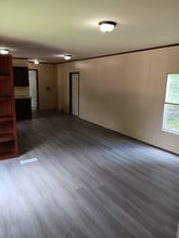 94 Nina Dr in Weaver, AL - Building Photo - Building Photo