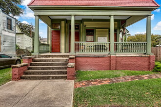 308 E Anderson St in Savannah, GA - Building Photo - Building Photo