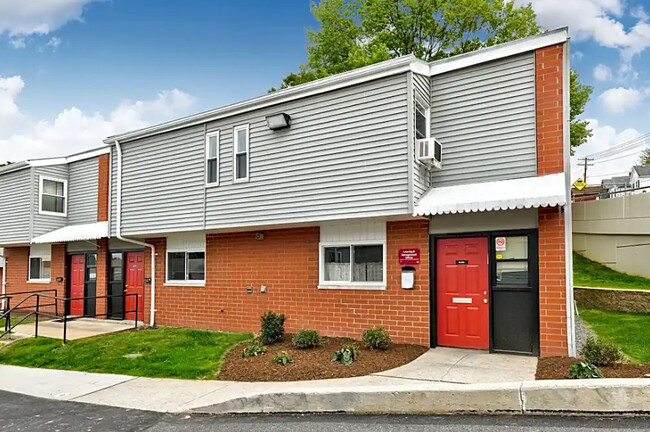 Emunah Manor Apartments