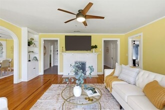 1506 Grace St in Taylor, TX - Building Photo - Building Photo