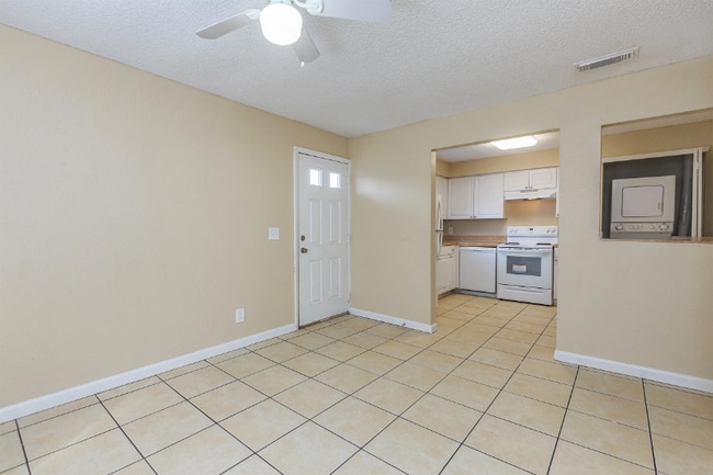 5901 S Dale Mabry Hwy in Tampa, FL - Building Photo - Building Photo