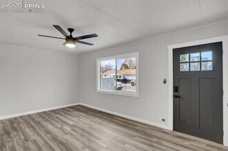 1229 Aspen Ave in Colorado Springs, CO - Building Photo - Building Photo