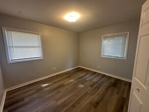 366 Sandra Ct in Glendale Heights, IL - Building Photo - Building Photo
