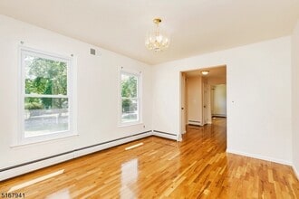 6 Jean Dr in Montville, NJ - Building Photo - Building Photo