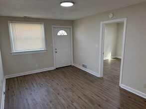 1101 Leake St in Norfolk, VA - Building Photo - Building Photo