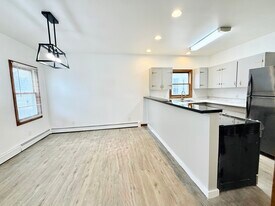 414 Caroline St in Plymouth, WI - Building Photo