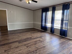 218 Northlawn St in Montgomery, TX - Building Photo - Building Photo