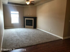 2725 Northridge Pkwy in Ames, IA - Building Photo - Building Photo