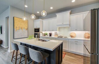 4910 Morrison Dr in Manvel, TX - Building Photo - Building Photo