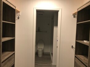 5815 Rexford Dr, Unit K in West Springfield, VA - Foto de edificio - Building Photo