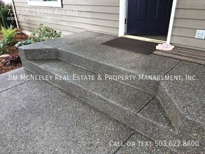 739 SE 139th Ave in Portland, OR - Building Photo - Building Photo