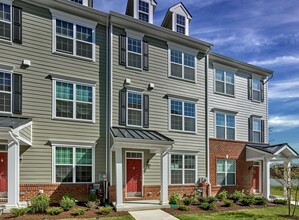 Darley Green Townhomes in Claymont, DE - Foto de edificio - Building Photo