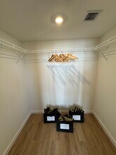 961 E 31st St, Unit A32 in Hialeah, FL - Building Photo - Building Photo