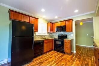97 Oswego Summit in Lake Oswego, OR - Building Photo - Building Photo