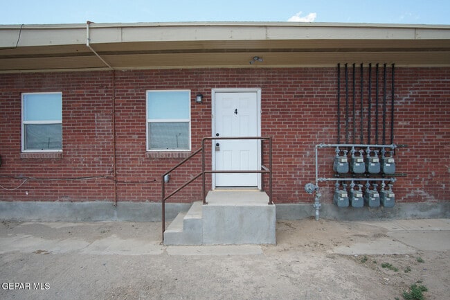 2866 Grant Ave in El Paso, TX - Building Photo - Building Photo