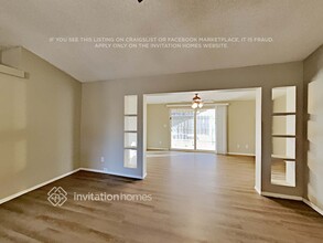 8203 W Larkspur Dr in Peoria, AZ - Building Photo - Building Photo