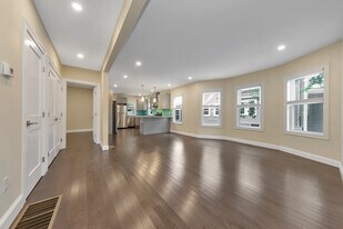 161 4th St, Unit 161 in Medford, MA - Building Photo