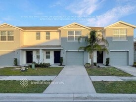 3660 Fulton Ferry Ln in Tampa, FL - Building Photo