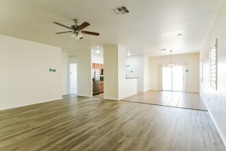41302 N Hudson Trail in New River, AZ - Building Photo - Building Photo